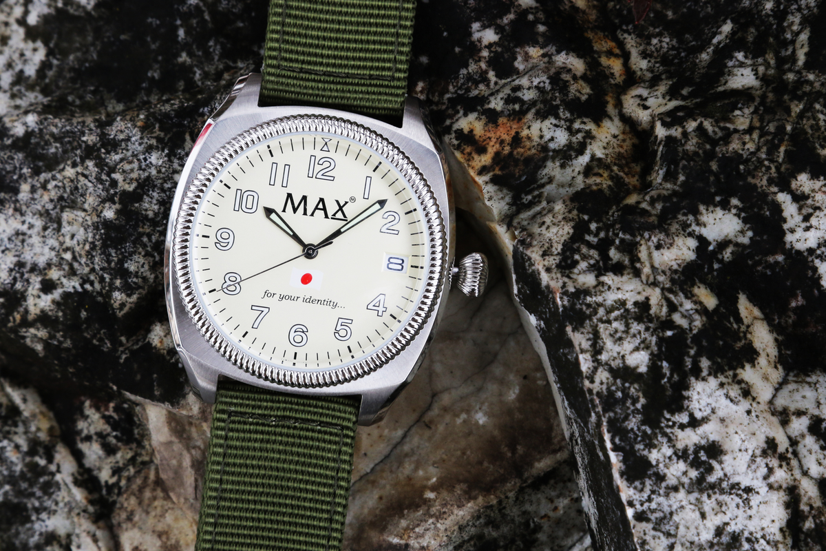 コンビニ受取対応商品 MAX XL WATCHES グリーン メンズ